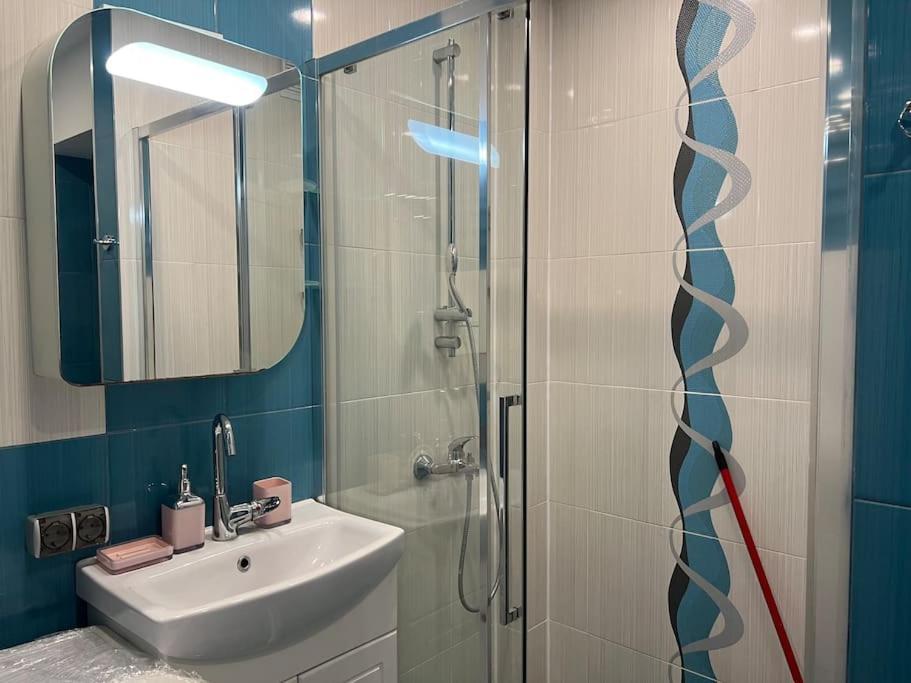 Apartamento Cool 1-br Apt, Metro & Central Bus & тrain Station Sofía